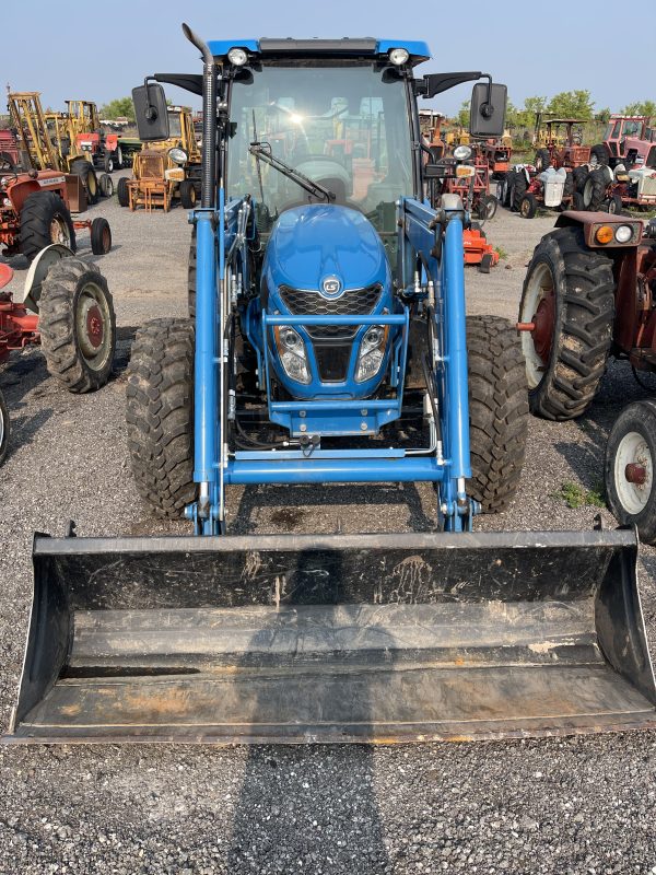 LS MT573 Power Shuttle Tractor - Image 3