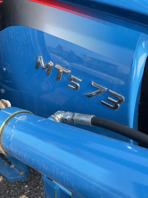 LS MT573 Power Shuttle Tractor - Image 4