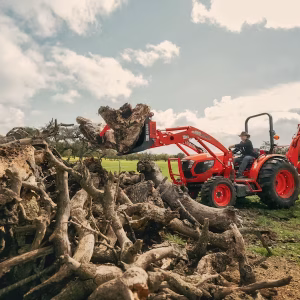 1-KIO_TRACTOR_DK-4720SEH-R14_GRAPPLE_2836-1